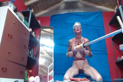 Bobbie Machine nailing 1.mp4
