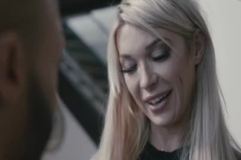 excited boy Didnt Expect To poke His TBabe neighbor Aubrey Kates a-hole