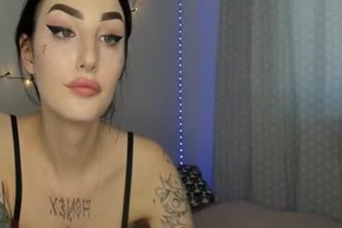 Full Tattoos German Transgirl Shows Off slutty Body