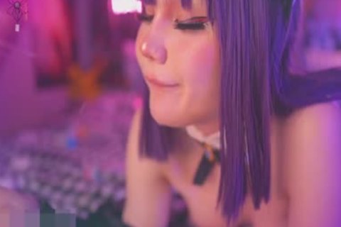 Cosplay tranny Princess Toying Her wazoo And sucking gigantic Didlo