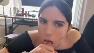 Taylor Maxx Pov Trans oral-sex-service Facial