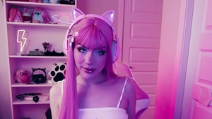 Trans Angels: Pink-Haired Nymph Gets Eaten Out