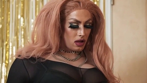 SEXEFX: Bodacious Babes Share Their Big Rods