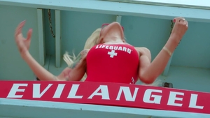 Kurdupel: Threesome with Two Shemales