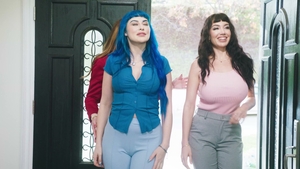 Transfixed: Little Puck and Jewelz Blu Find Their Dream House