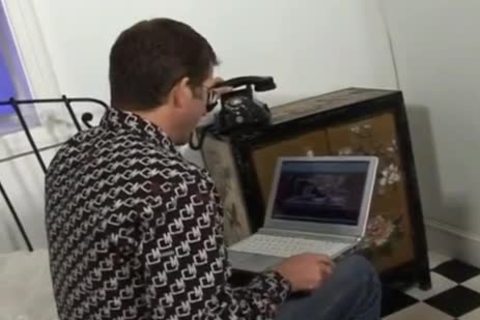 threesome With Crossdressers